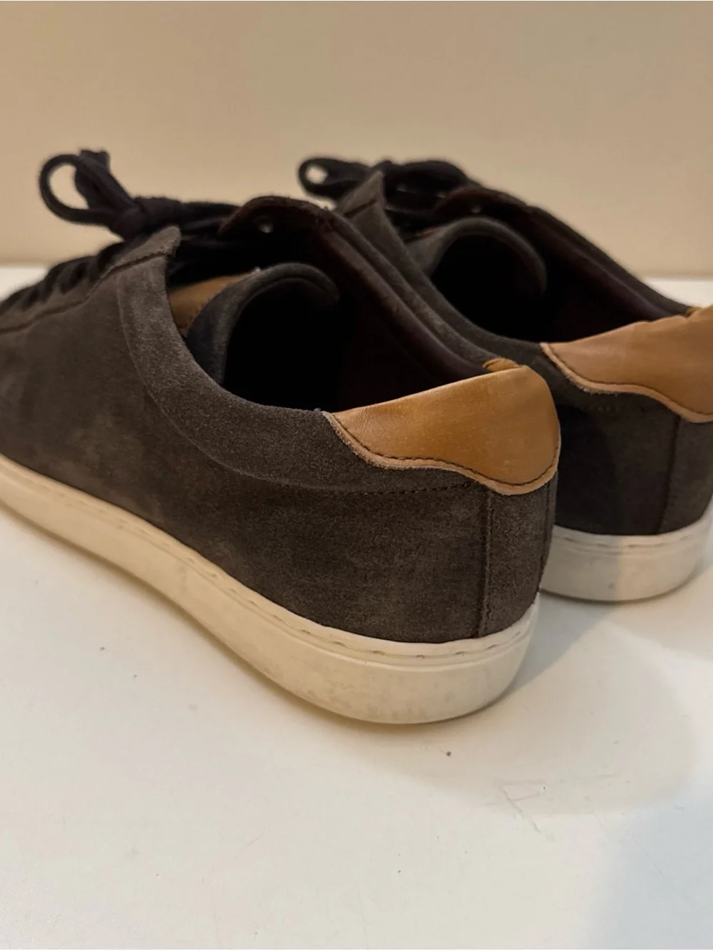 Allen Edmonds Men's Size 8E Courtside Leather Suede Sneakers Brown-Grey 3579
